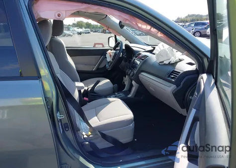 2015 Subaru Forester 2.5I Premium z USA, uszkodzony, nr VIN JF2SJADC9FH408458